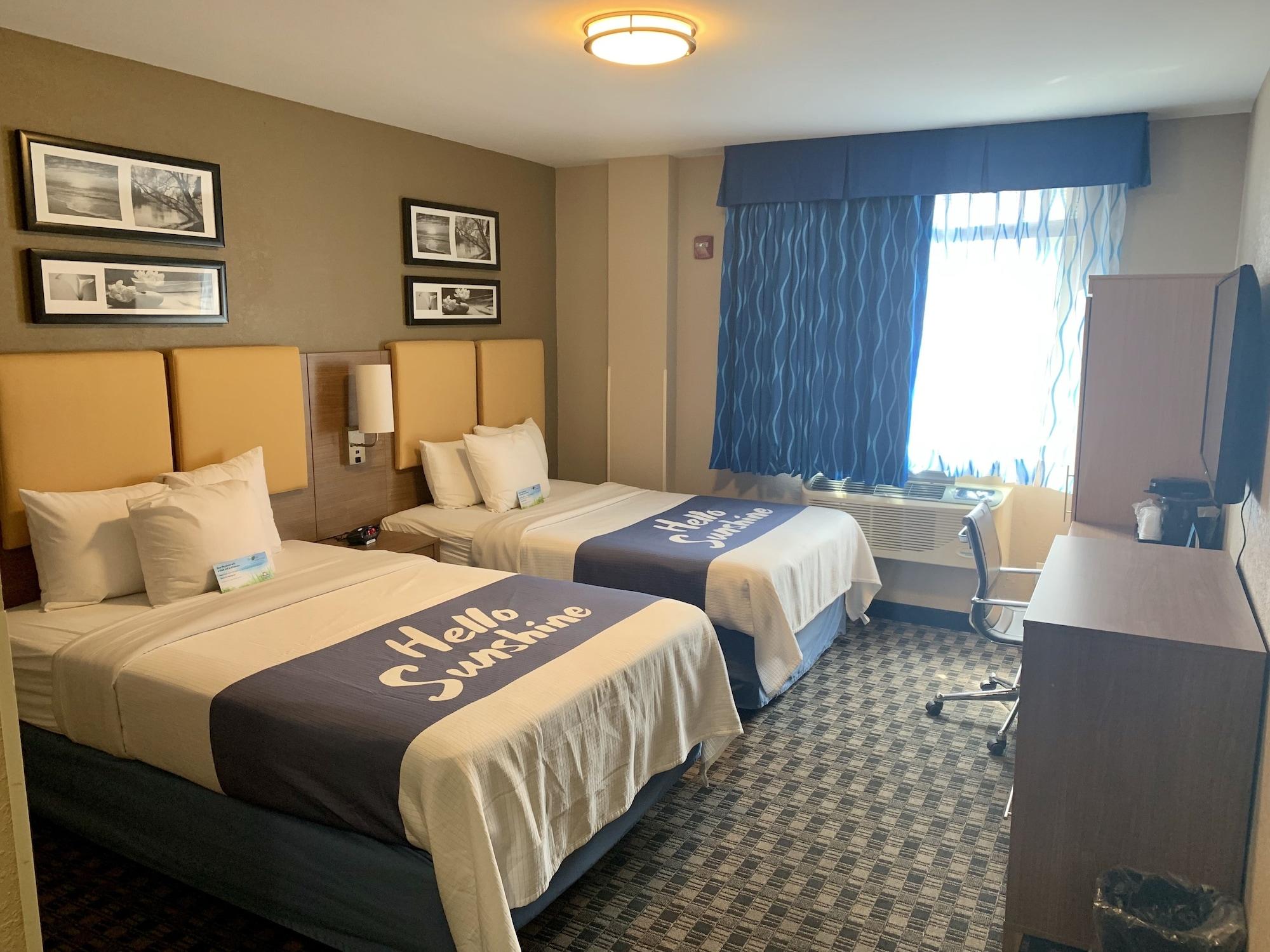 Days Inn By Wyndham Brooklyn Borough Park Nova York Exterior foto